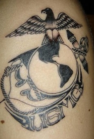 黑白美国海军陆战队鹰和船锚纹身图案