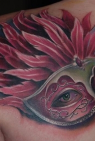 肩部3D彩色的女人眼睛面具和羽毛纹身图案