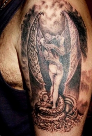 手臂堕落的天使和蛇艺术纹身图案