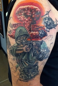 大臂惊人的二战军事飞机战士纹身图案