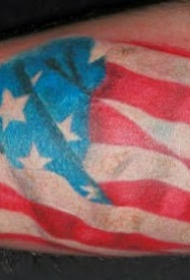 美国国旗彩色手臂纹身图案