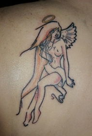 性感的金发天使纹身图案