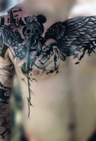 神秘的黑色小孩和天使防毒面具胸部纹身图案
