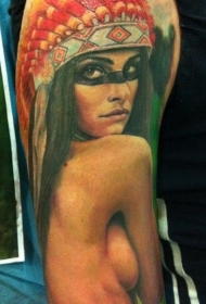 可爱性感的原住民女孩肖像手臂纹身图案