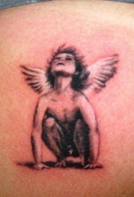 悲伤的小天使纹身图案