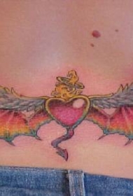 天使与魔鬼的翅膀与心形彩色纹身图案