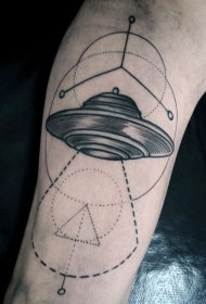 手臂科学风格的黑白外星人飞船纹身图案