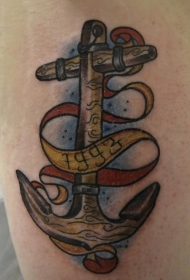 大腿彩色木质船锚和数字纹身图案