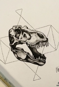 几何线条点刺恐龙头骨纹身图案手稿