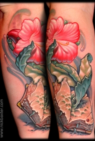 手臂非常漂亮的3D花朵与书籍纹身图案