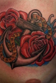 胸部old school红玫瑰和船锚纹身图案