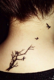 脖子小清新树枝小鸟纹身图案