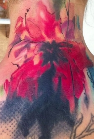 颈部抽象风格的水彩花朵纹身图案