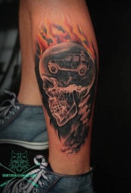 小腿五彩骷髅火焰和汽车纹身图案