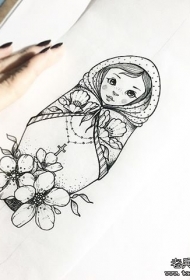 欧美套娃小清新花朵纹身图案手稿