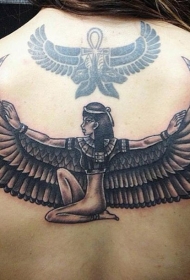 背部埃及女神和十字架翅膀纹身图案