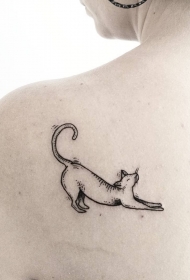 背部简单的猫咪线条小清新纹身图案