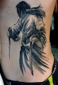 侧肋抽象风格的黑白神秘亚洲战士纹身图案