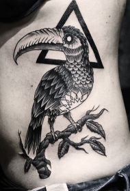 侧肋鸟与数字三角形黑色纹身图案