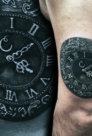 华丽的3D写实时钟手臂纹身图案