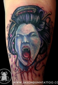 插画风格色血腥的艺妓吸血鬼手臂纹身图案