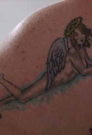 赤裸的天使女孩彩色纹身图案