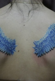 蓝色天使的翅膀背部纹身图案