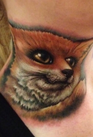 颈部3D写实的彩色狐狸纹身图案