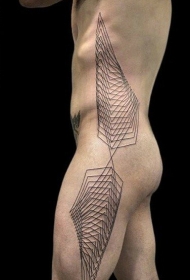 男性侧腰线条抽象个性纹身图案