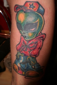 超级酷的彩色外星人个性纹身图案