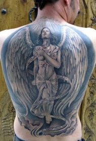背部奇妙的天使女孩和丝带纹身图案