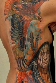 背部彩色老印第安人与鹰和美洲豹纹身图案