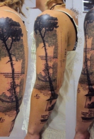 手臂现代风格的大树与字符船锚纹身图案