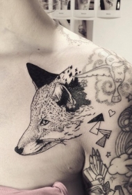 肩部黑色点刺3D神秘的狐狸纹身图案