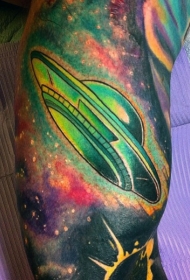 卡通风格五彩的外星飞船和太空手臂纹身图案