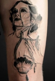 手臂上抽象风格的女子纹身图案