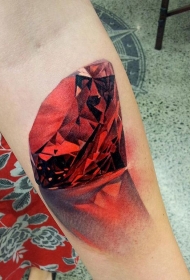 手臂3D风格的纯红钻石纹身图案
