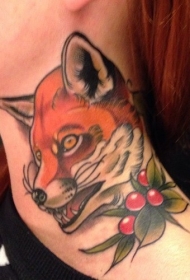 颈部3D彩色的狐狸和红浆果纹身图案