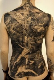 背部惊人的黑白天使战士战斗恶魔纹身图案