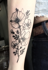 小臂欧美花卉点刺小清新纹身图案