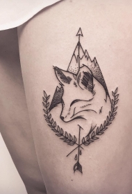 大腿狐狸几何植物箭点刺线条纹身图案
