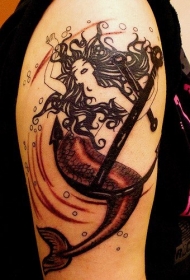 手臂船锚和黑色美人鱼纹身图案