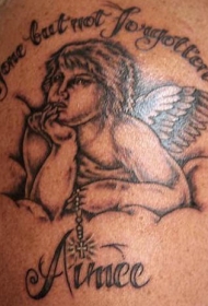 天使和英文字母纹身图案