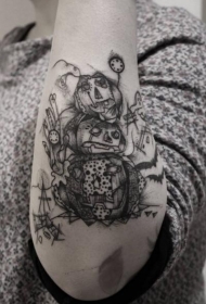 素描风格的黑色怪物南瓜手臂纹身图案