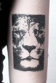 大臂几何线条个性熊猫头像纹身图案