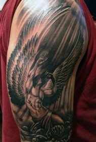 黑色的堕落男性天使手臂纹身图案