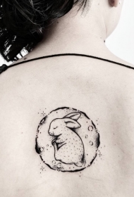 女生背部几何兔子小清新纹身图案