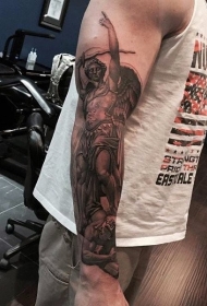 手臂黑色的天使战士战斗恶魔纹身图案