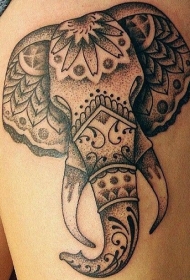 大腿点刺黑色大象头纹身图案