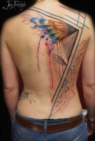 背部抽象风格彩色的神秘翅膀纹身图案